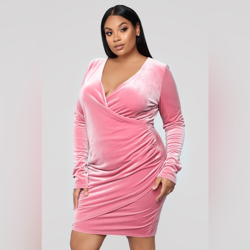 FASHION NOVA | Zipper Ruched Velvet Dress